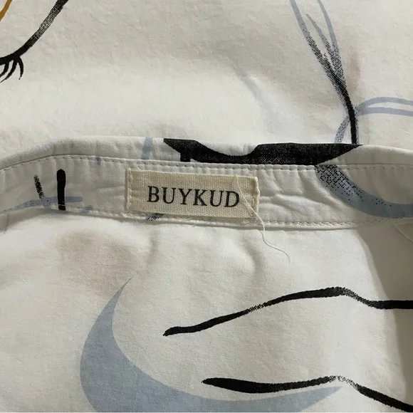 BUYKUD White Cotton Tunic Button Down Top Abstract Artsy Print Flowy Fit Medium - Picture 9 of 12